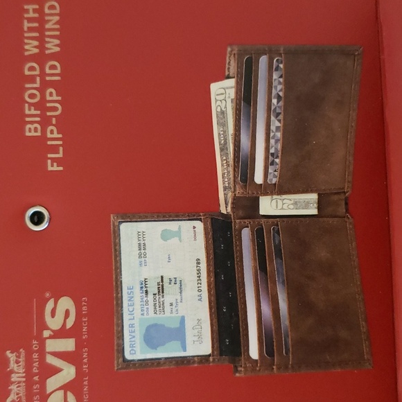 Levi's Wallet - Picture 5 of 5